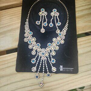 Christina Jewelry Set / Vintage Rhinestone Floral Necklace & Earrings Set